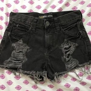 Black distressed shorts